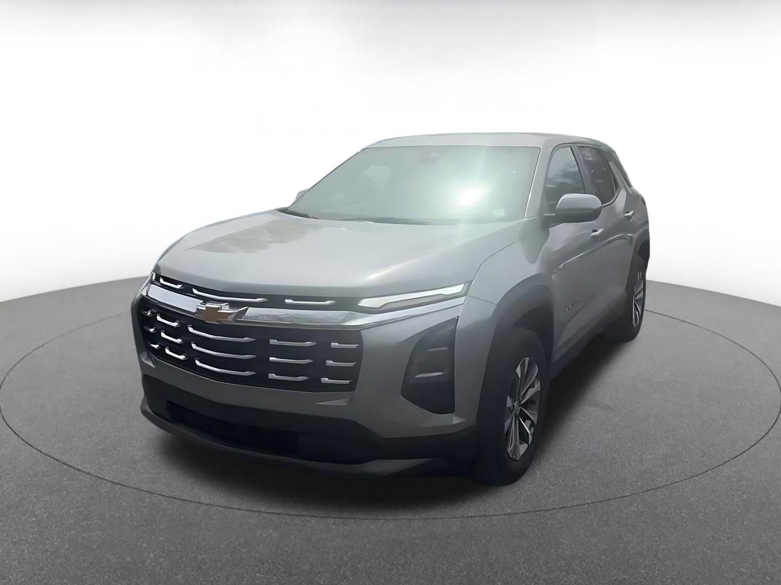 Used 2025 Chevrolet Equinox LT FWD image 7