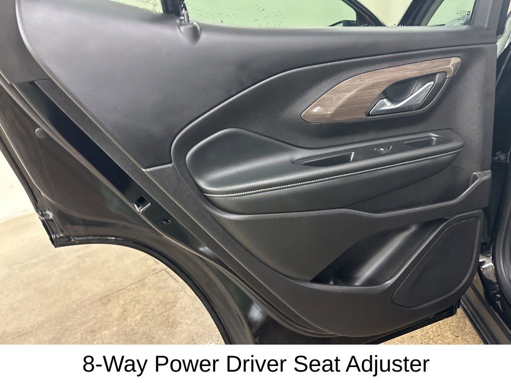 Used 2024 GMC Terrain Denali w/ Denali Premium Package image 28