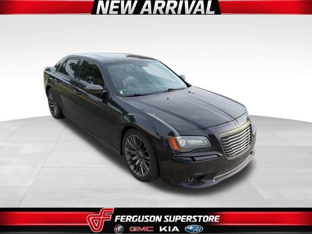 Used 2013 Chrysler 300 C RWD image 1