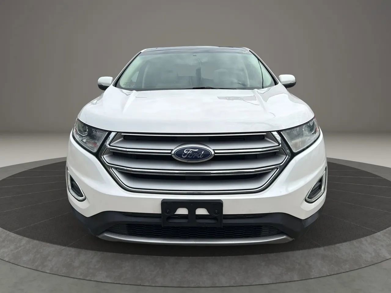 Used 2018 Ford Edge SEL w/ Equipment Group 201A image 2