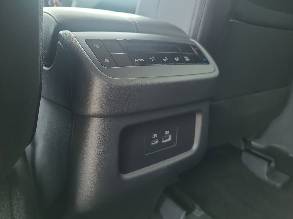 Certified 2025 Nissan Pathfinder SV image 11