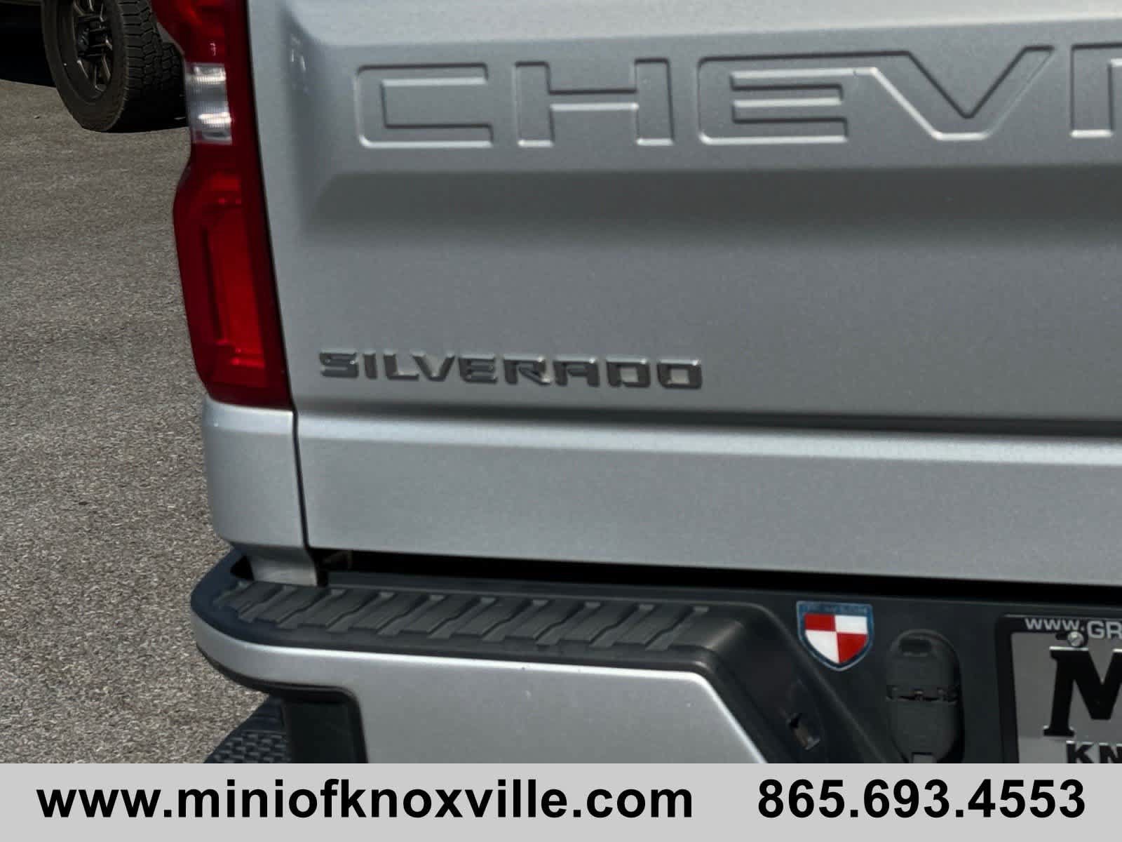Used 2020 Chevrolet Silverado 1500 RST AWD/4WD image 12