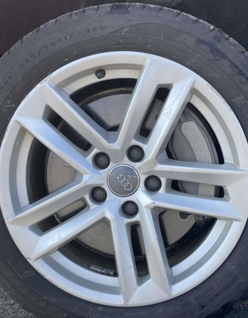 Used 2017 Audi A4 2.0T Premium image 3