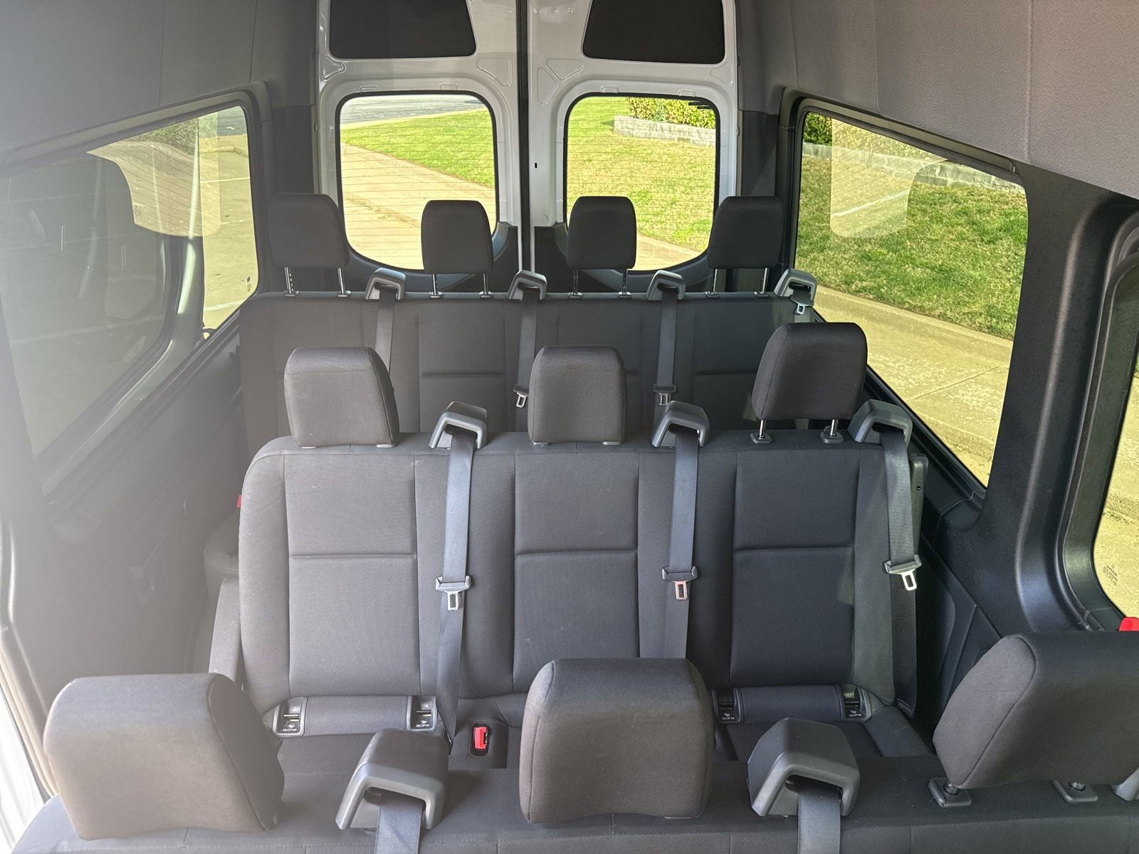 Used 2024 Mercedes-Benz Sprinter 2500 image 28