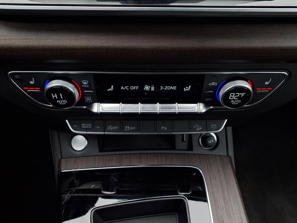 Used 2025 Audi Q5 2.0T Premium Plus w/ Premium Plus Package image 17