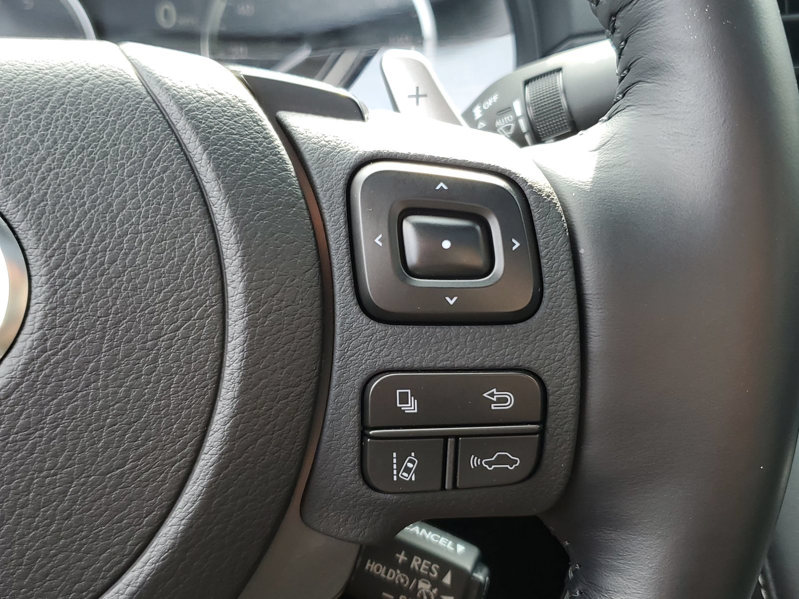Used 2023 Lexus IS 300 AWD w/ Premium Package image 24