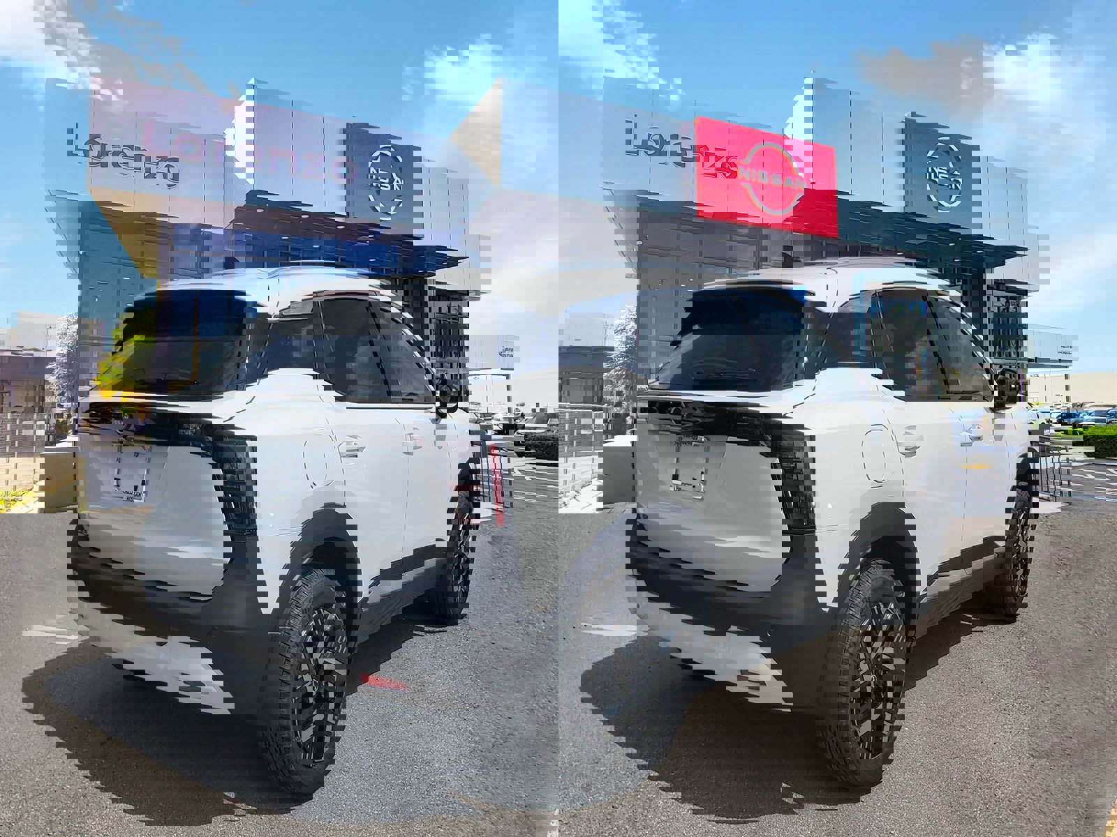 New 2026 Nissan Kicks SV image 4