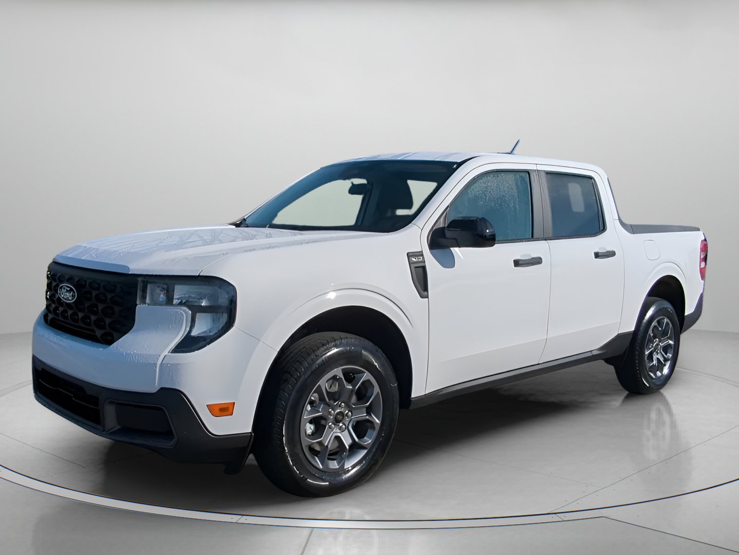 New 2026 Ford Maverick XLT w/ XLT Luxury Package FWD image 9