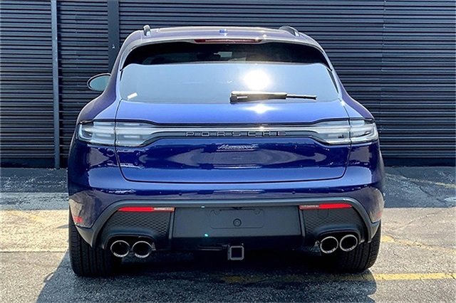 New 2025 Porsche Macan Turbo image 9