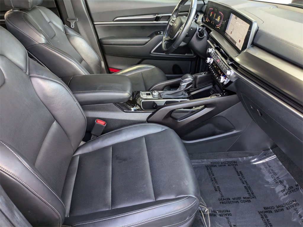 Used 2025 Kia Telluride S image 31