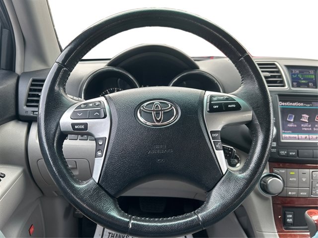 Used 2012 Toyota Highlander Limited w/ Tow Pkg AWD/4WD image 27