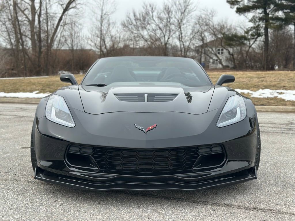 Used 2015 Chevrolet Corvette Z06 w/ 3LZ Preferred Equipment Group image 2