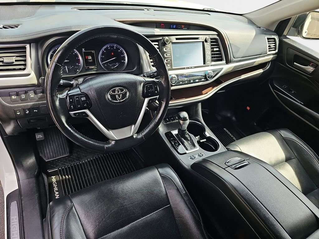 Used 2018 Toyota Highlander Limited Platinum AWD/4WD image 20