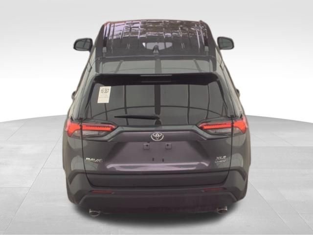 Used 2025 Toyota RAV4 XLE image 5