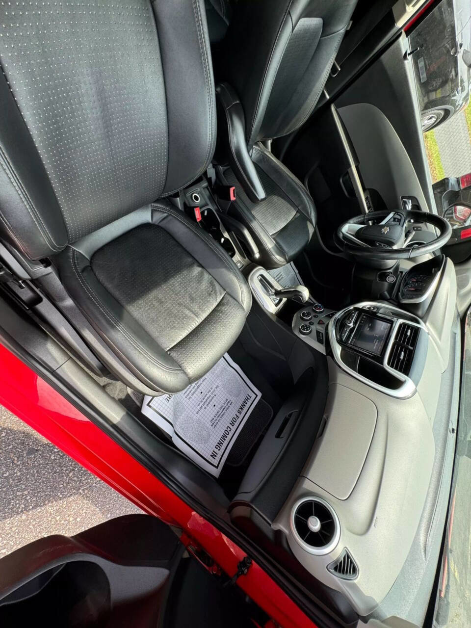 Used 2020 Chevrolet Sonic Premier FWD image 18