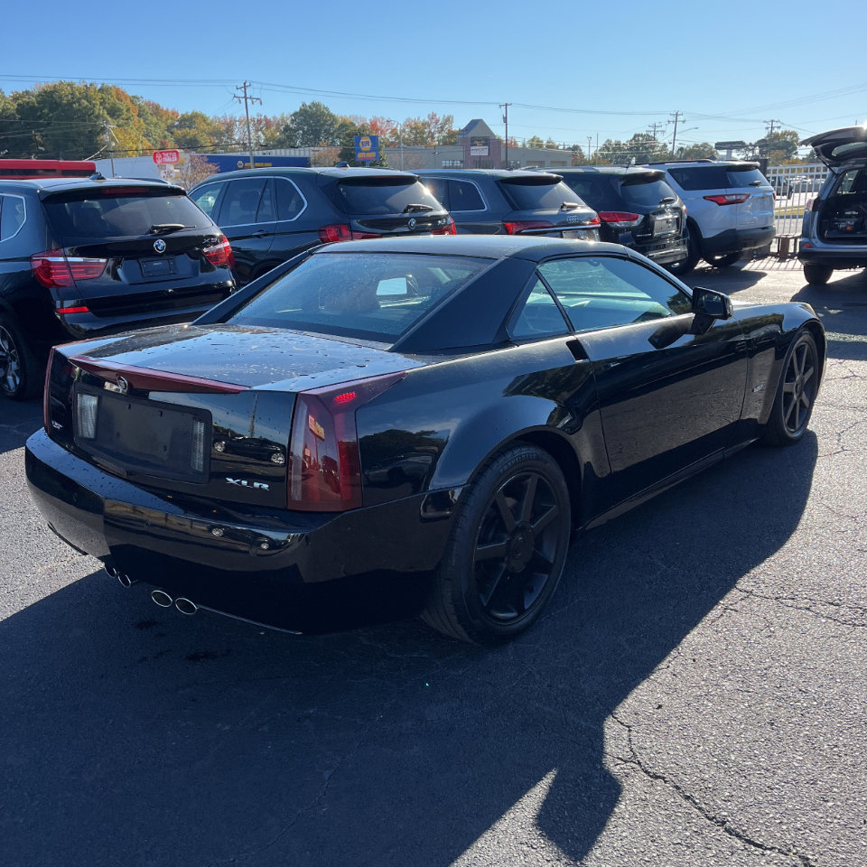 Used 2004 Cadillac XLR 2dr Convertible image 35
