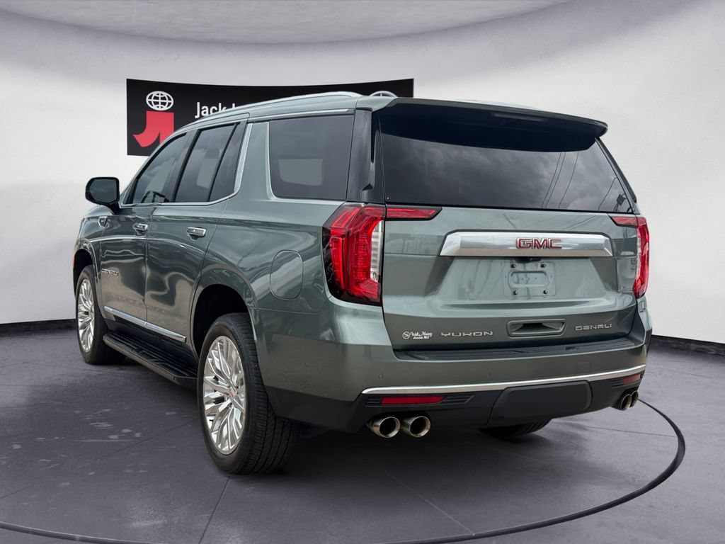Used 2023 GMC Yukon Denali w/ Advanced Technology Package AWD/4WD image 3