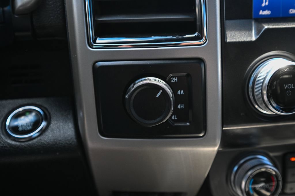 Used 2020 Ford F150 Lariat w/ Equipment Group 502A Luxury AWD/4WD image 36