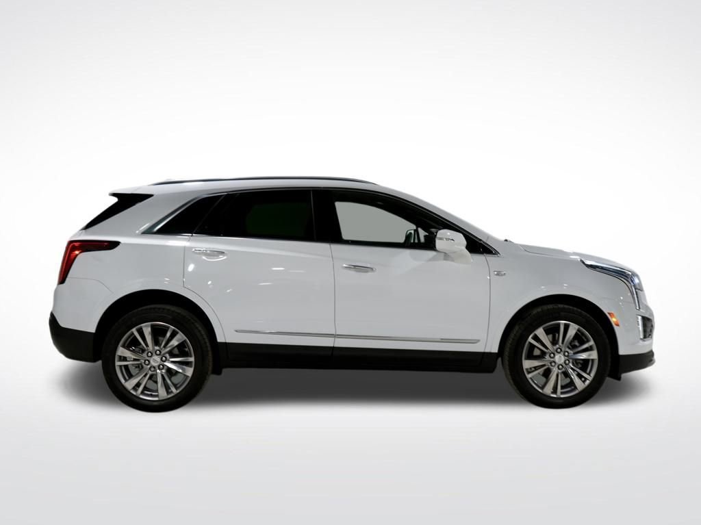 Used 2024 Cadillac XT5 Premium Luxury image 11