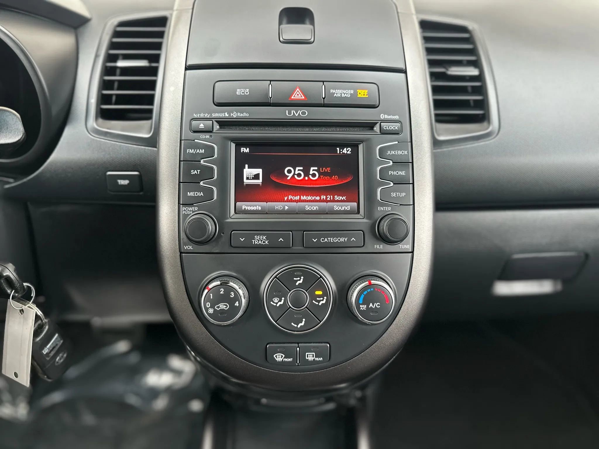 Used 2013 Kia Soul + w/ Audio Pkg image 17