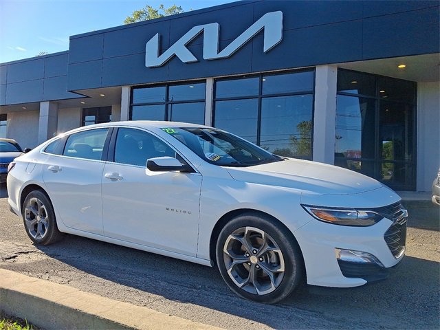 Used 2022 Chevrolet Malibu LT