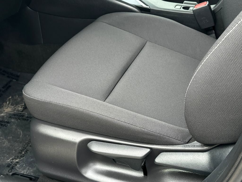 Used 2025 Toyota Corolla LE w/ LE Premium Package image 19