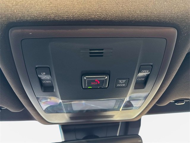 Used 2020 Lexus ES 300h w/ Premium Package image 18