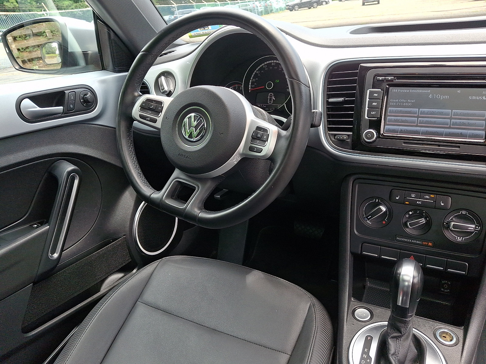 Used 2014 Volkswagen Beetle 2.5 FWD image 14