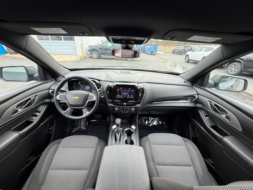 Used 2023 Chevrolet Traverse LT AWD/4WD image 21