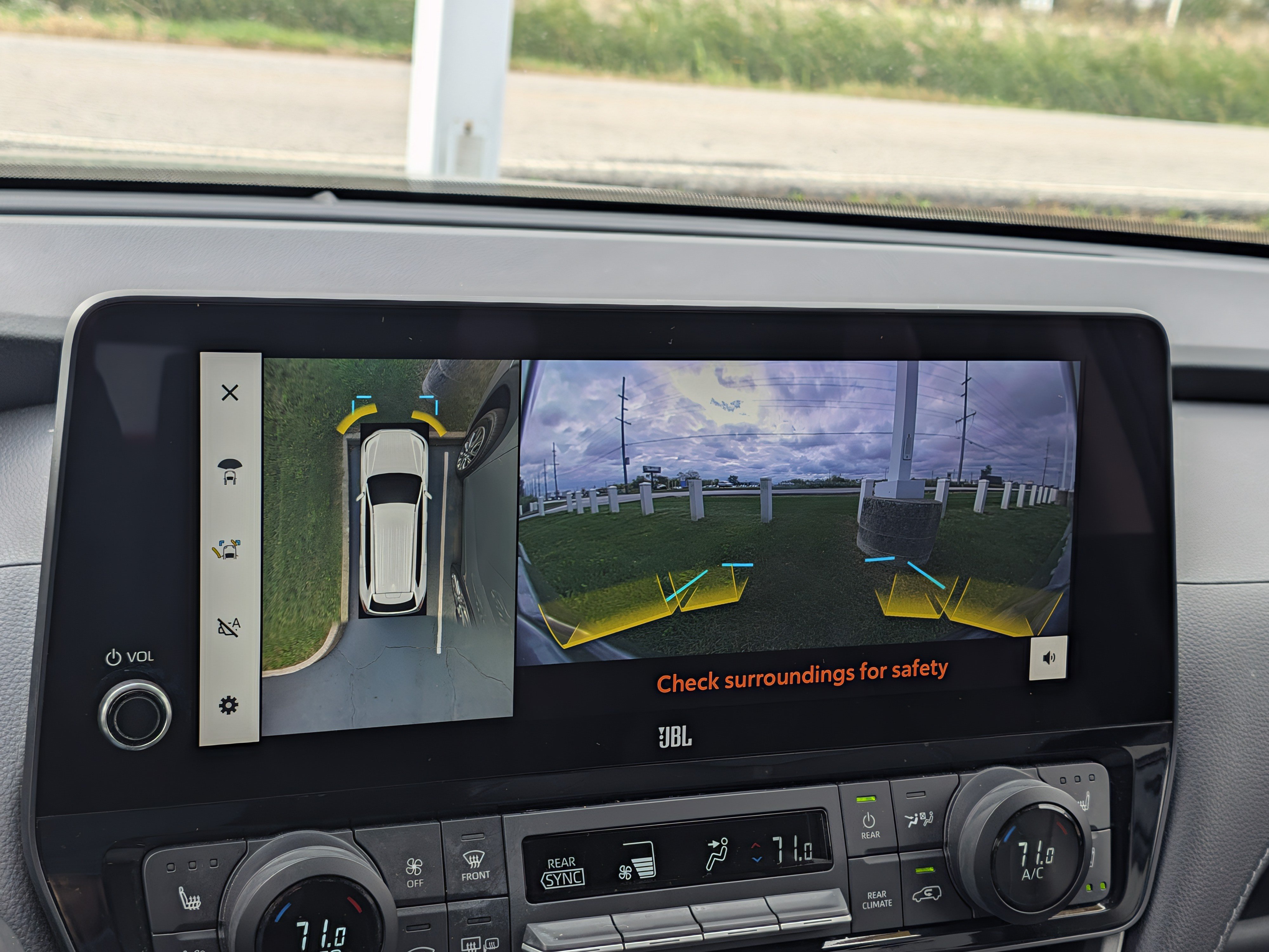 Used 2024 Toyota Grand Highlander AWD image 38