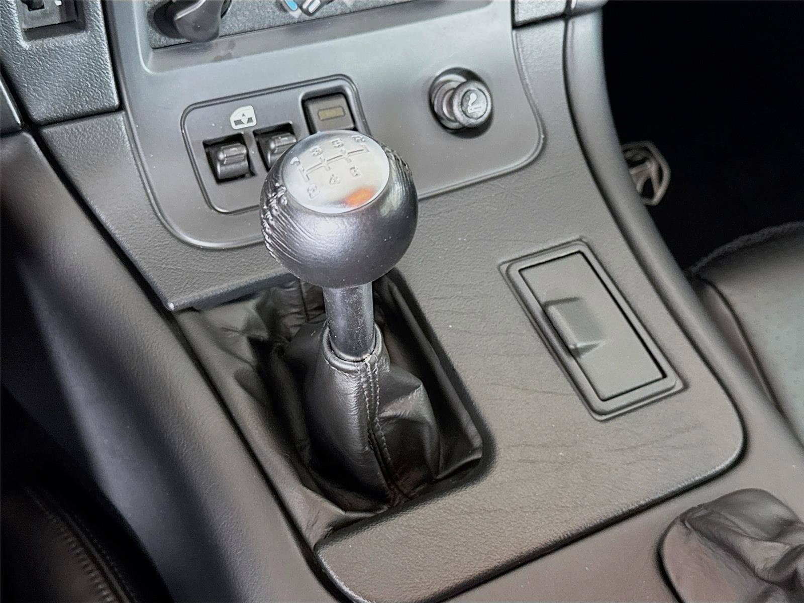 Used 2001 Dodge Viper GTS RWD image 16
