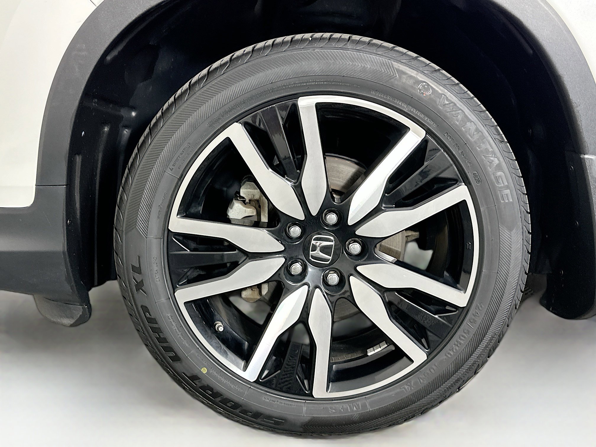 Used 2021 Honda Pilot Elite image 11