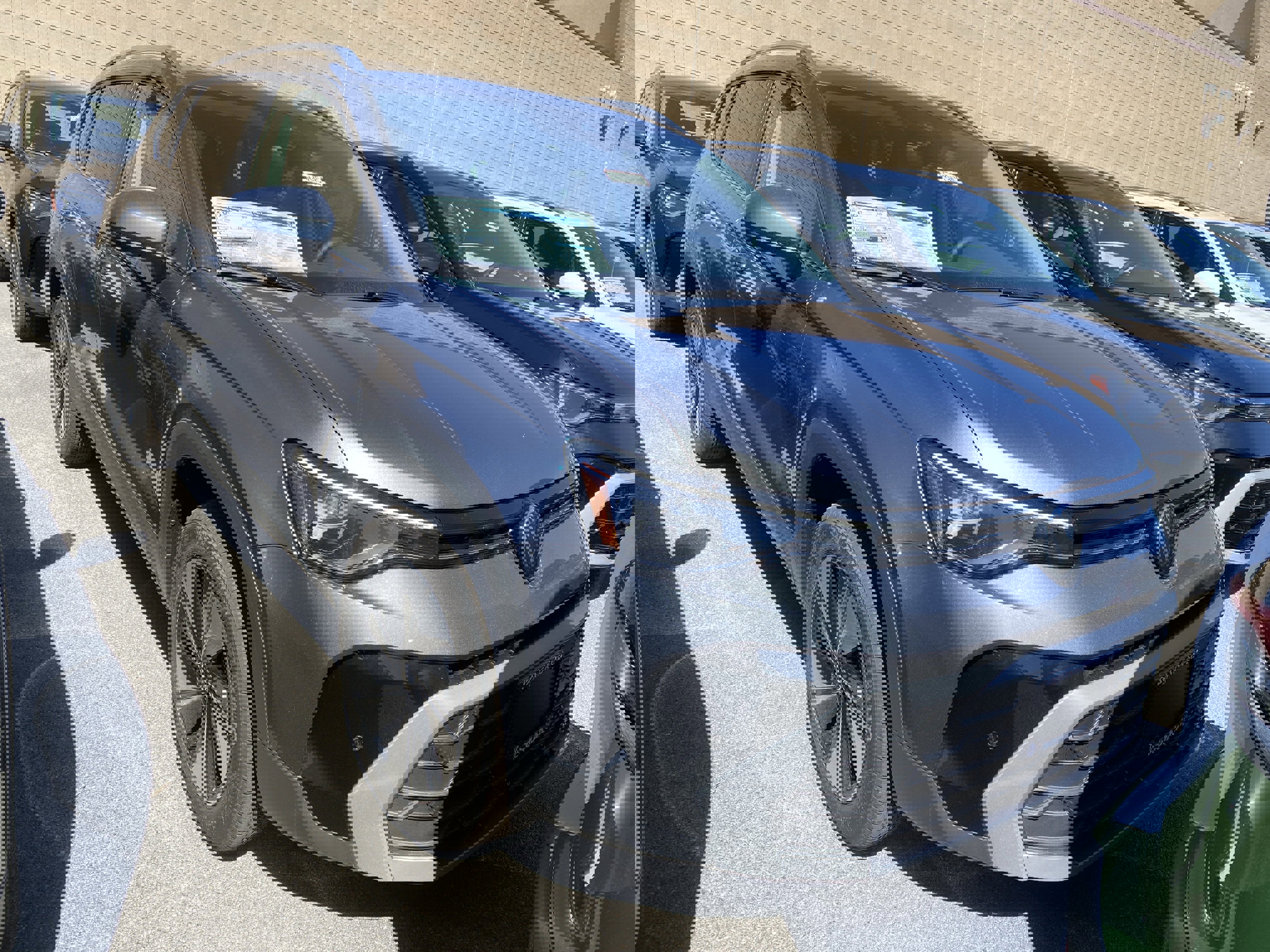 New 2025 Volkswagen Taos SE image 2