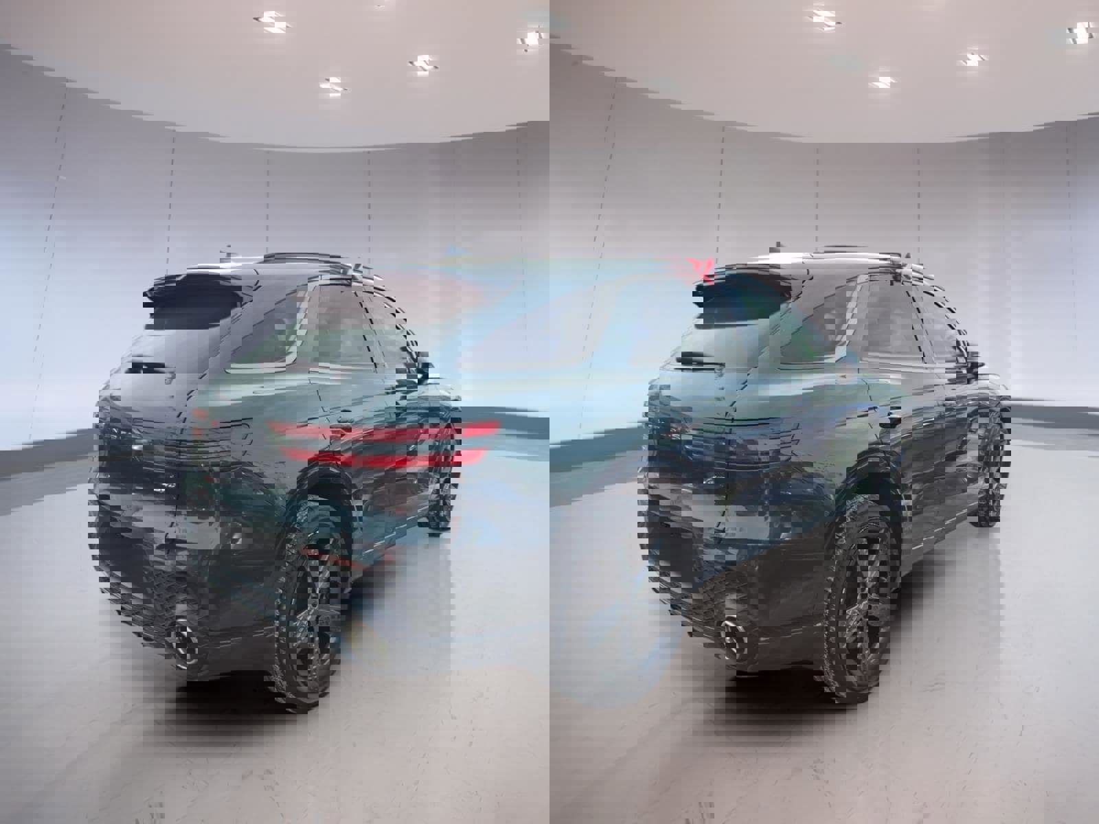 Used 2023 Genesis GV70 2.5T w/ Sport Prestige Package image 4