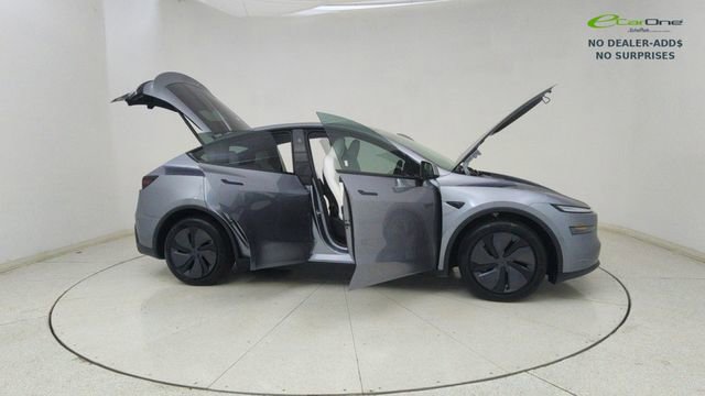 Used 2026 Tesla Model Y Long Range image 69