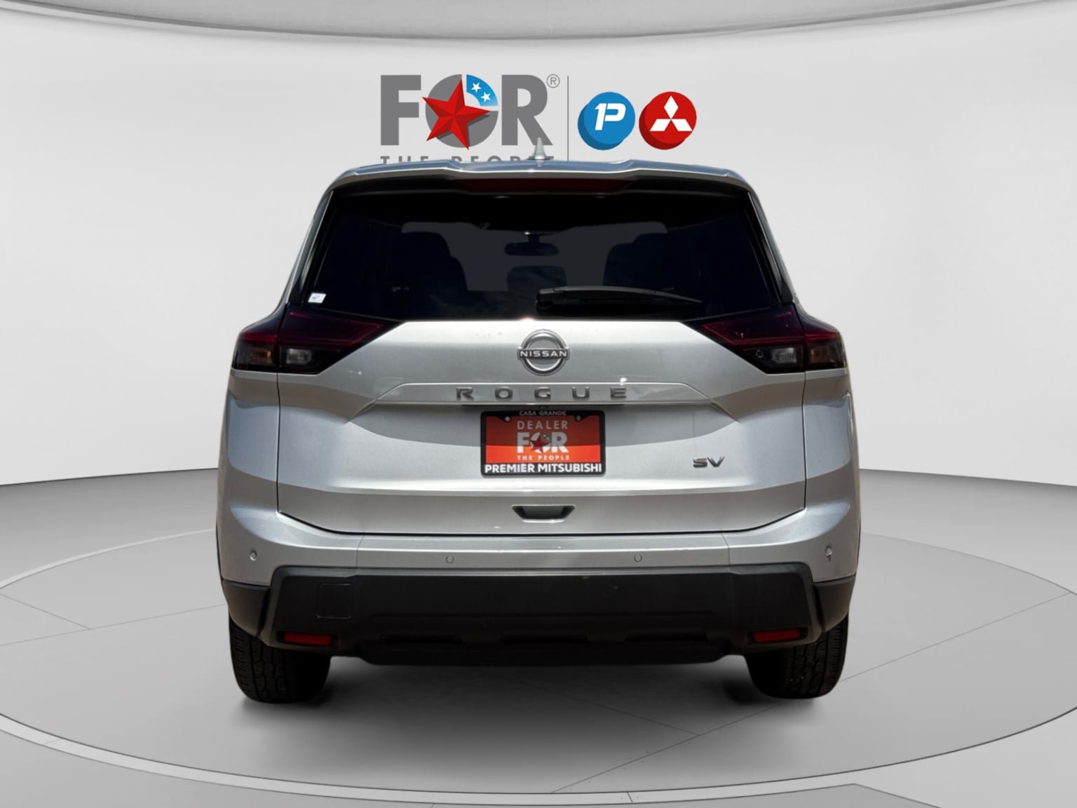 Used 2024 Nissan Rogue SV FWD image 4