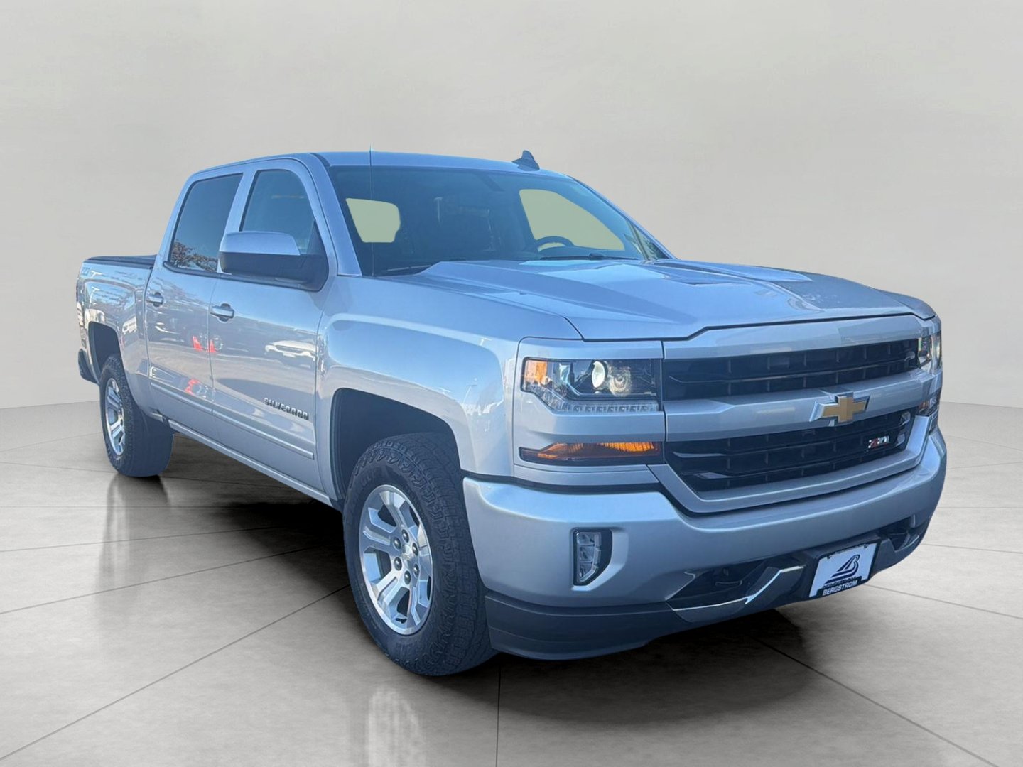 Used 2018 Chevrolet Silverado 1500 LT w/ All Star Edition AWD/4WD image 5