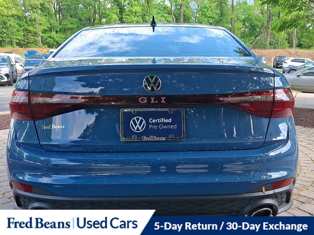 Certified 2025 Volkswagen Jetta GLI Autobahn w/ GLI Black Package FWD image 5