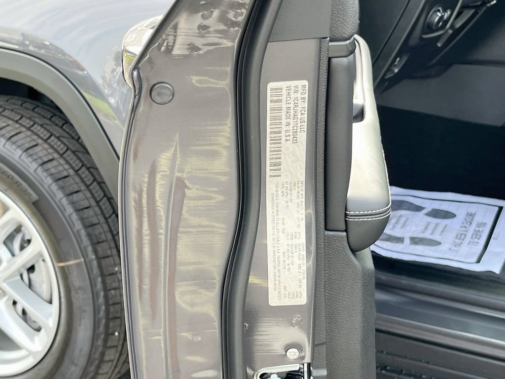 New 2026 Jeep Grand Cherokee 4WD image 28
