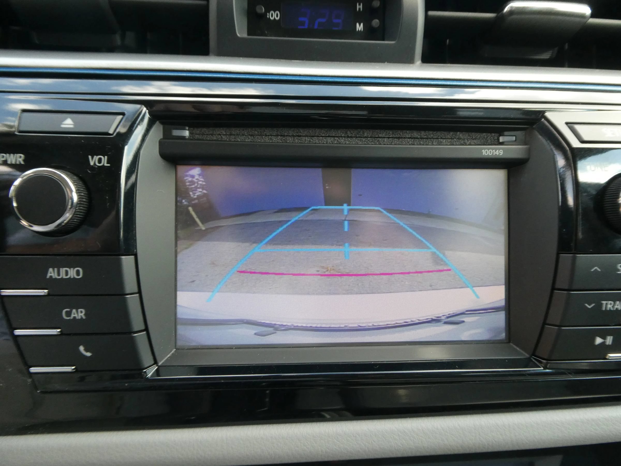 Used 2015 Toyota Corolla LE FWD image 20