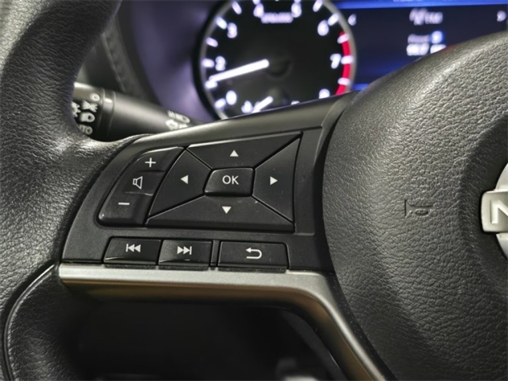 Used 2024 Nissan Sentra SV image 31