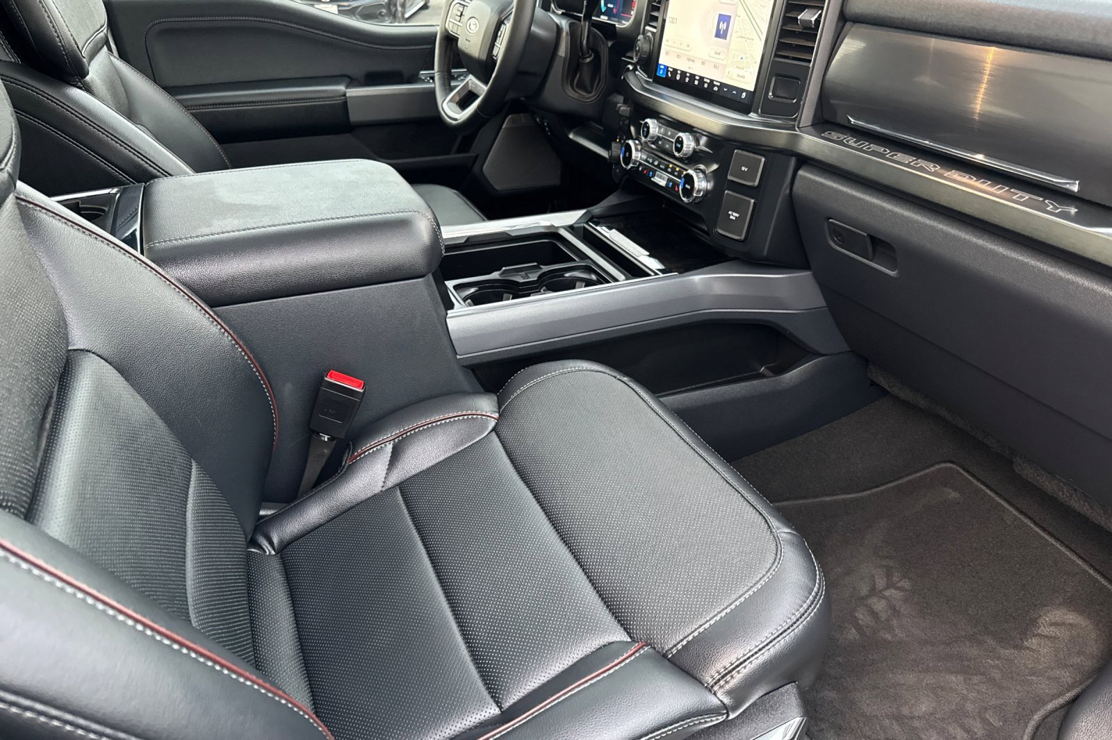 Used 2024 Ford F250 Lariat w/ Lariat Ultimate Package image 15