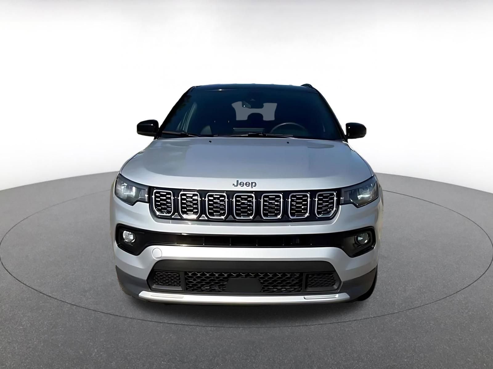 Used 2025 Jeep Compass Limited AWD/4WD image 4