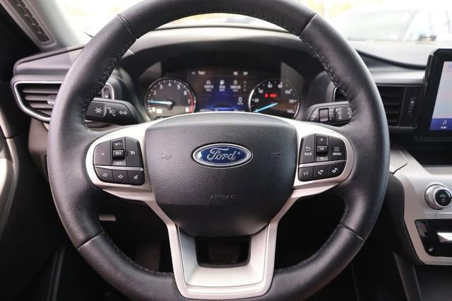 Certified 2024 Ford Explorer XLT w/ Equipment Group 202A AWD/4WD image 12