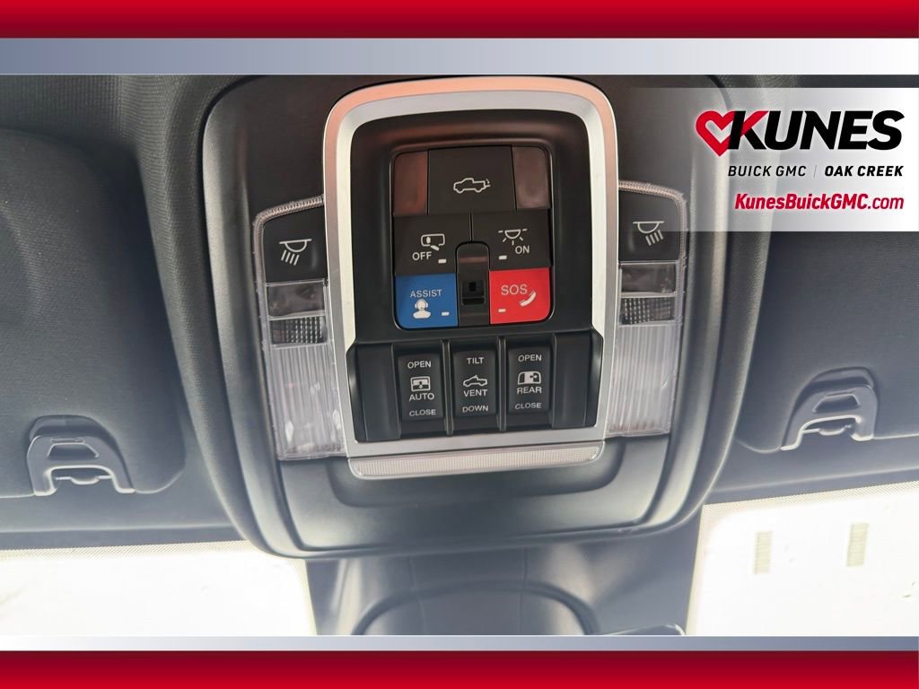 Used 2024 RAM 2500 Limited image 24