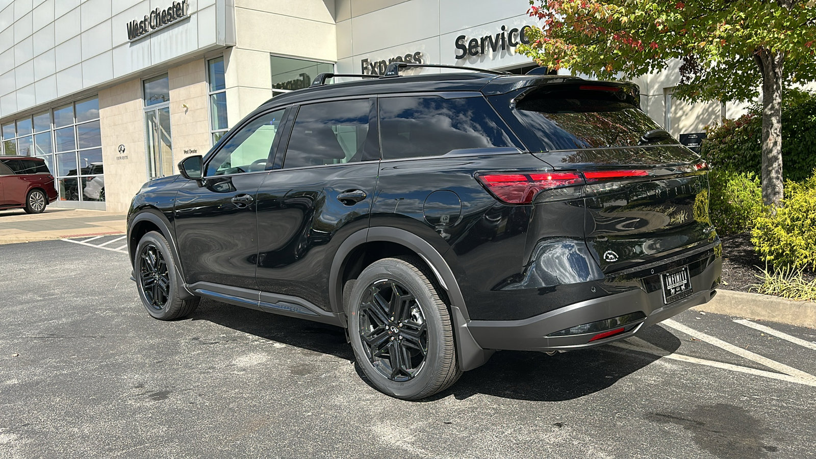 New 2026 INFINITI QX60 Sport w/ Dark Cargo Package AWD/4WD image 5