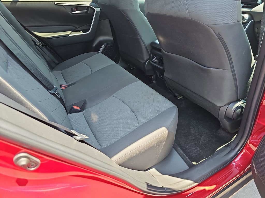Used 2023 Toyota RAV4 XLE AWD/4WD image 14
