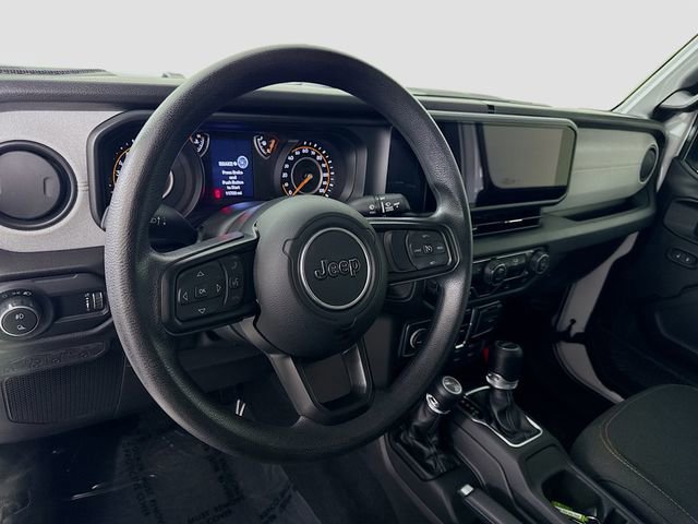 Used 2024 Jeep Gladiator Sport image 9