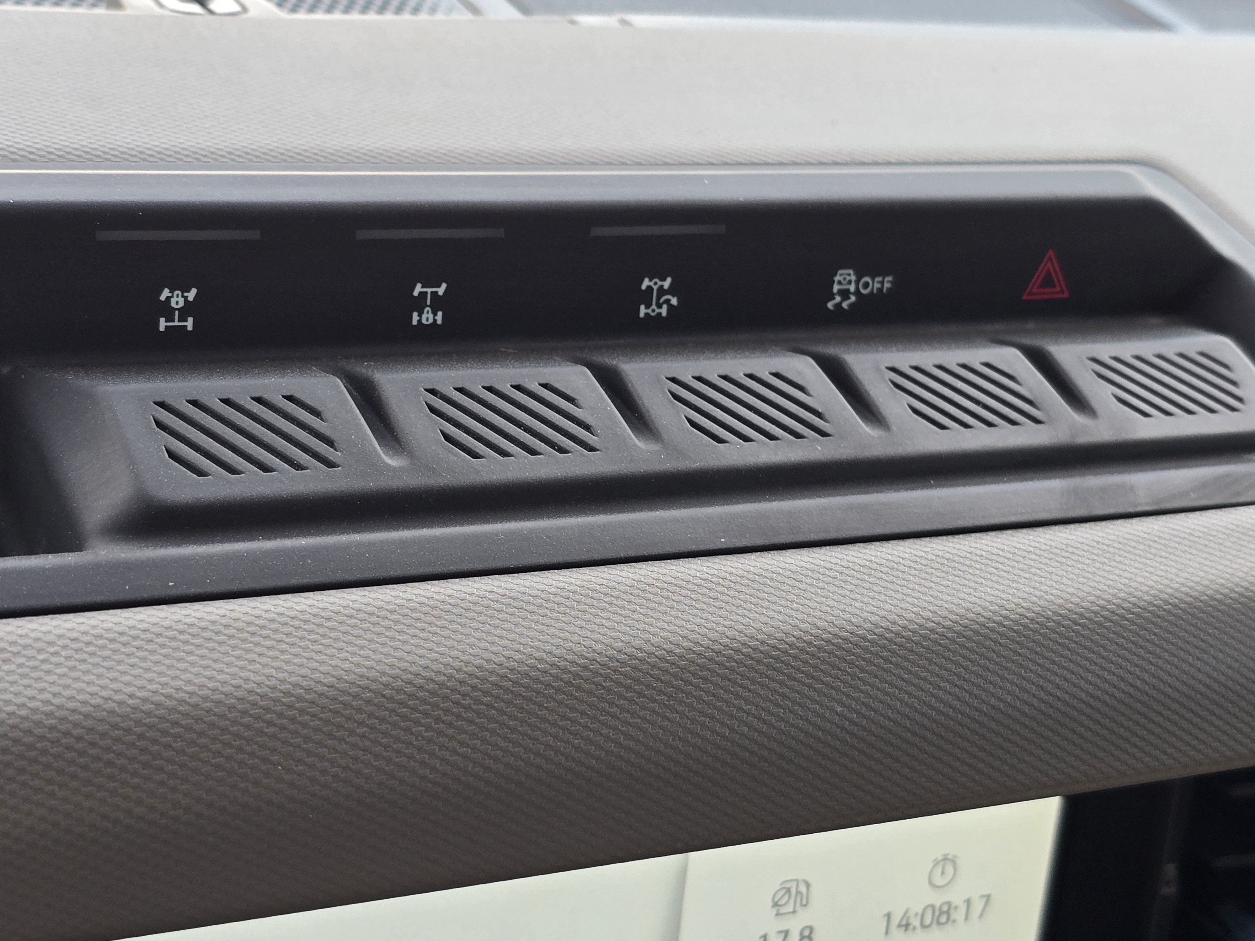 Used 2022 Ford Bronco Wildtrak AWD/4WD image 12