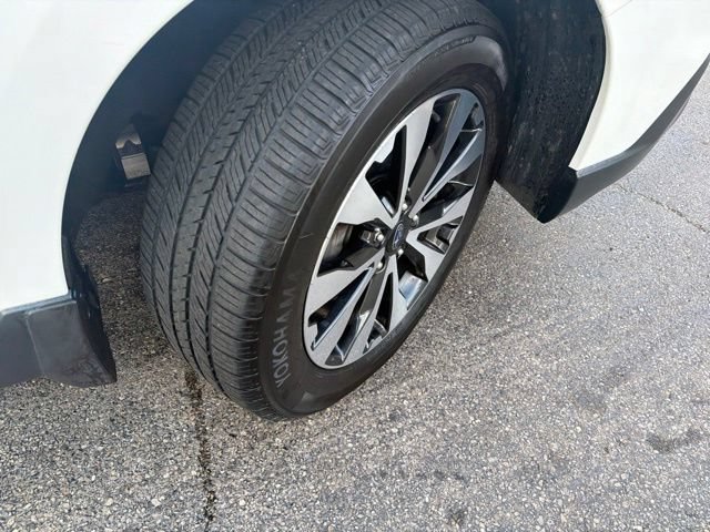 Used 2017 Subaru Outback 2.5i Limited AWD/4WD image 41